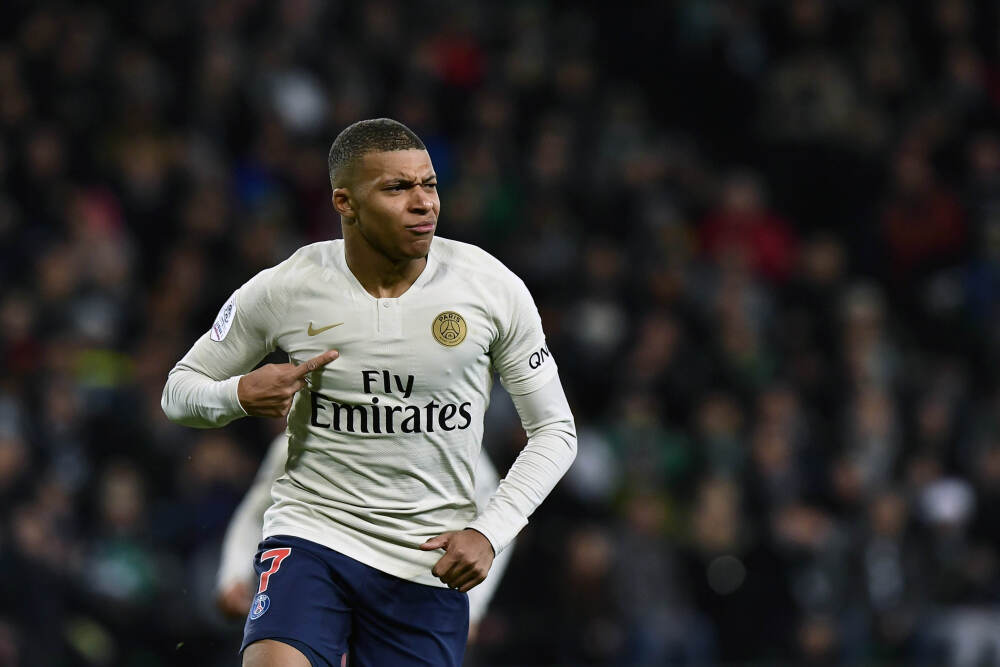 中国超越美国怎么办？过半美民众：与自己生活无关